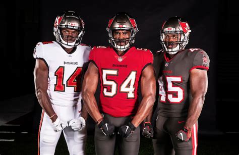 Tampa Bay Buccaneers Unveil New Uniforms – SportsLogos.Net News