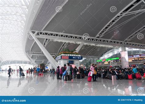 Guangzhou South Railway Station Editorial Photo - Image of roof ...