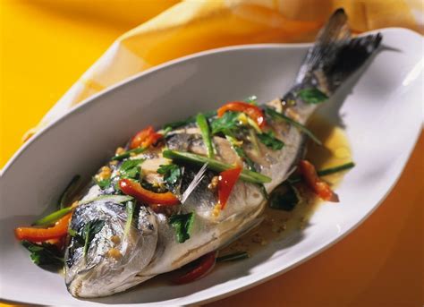 Steamed Bream with Ginger and Vegetables recipe | Eat Smarter USA