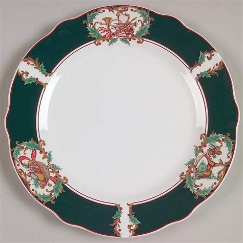 25 Best Vintage Christmas China - Favorite Holiday Dinnerware