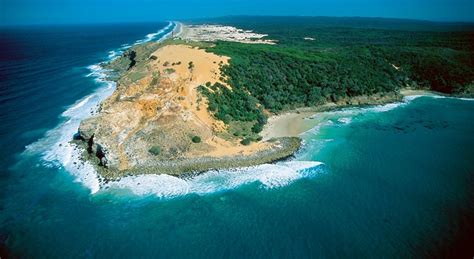 4WD Tour of Moreton Island - the second largest sand island of the world