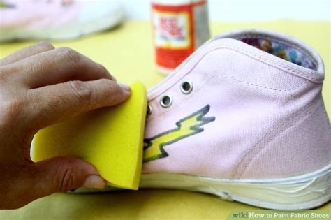 How to Paint Fabric Shoes (with Pictures) - wikiHow