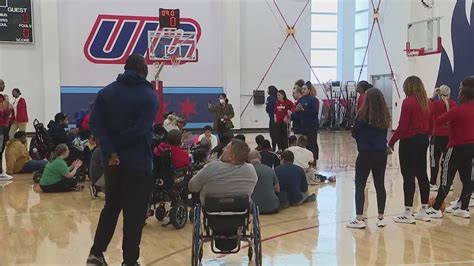 UIC women's basketball team empowers individuals with disabilities ...