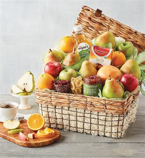 Deluxe Organic Fruit Gift Basket | Harry & David