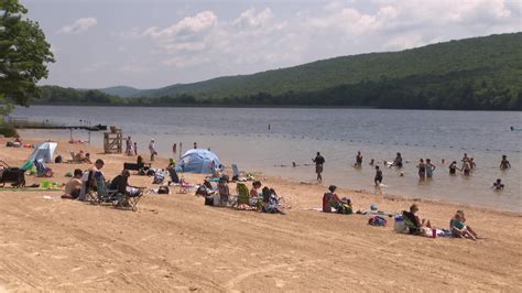 Mauch Chunk Lake takes measure to combat overcrowding | wnep.com