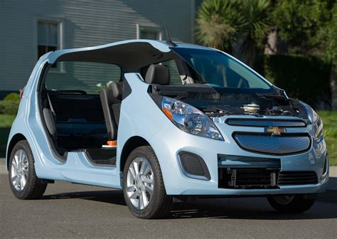 2013 Chevrolet Spark EV Review - Top Speed