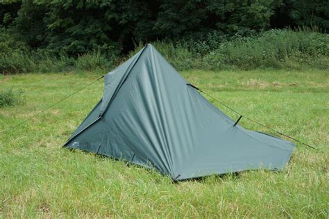 DD Hammocks 3x3 Tarp + Stativ-Zelt Setup