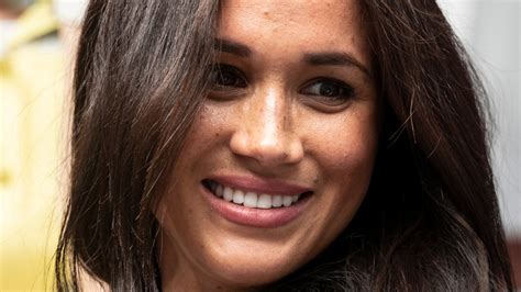 Meghan Markle And Ellen DeGeneres' Prank Is So Awkward Twitter Can't ...