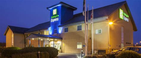 Holiday Inn Express Braintree Hotel | Best Price Guaranteed