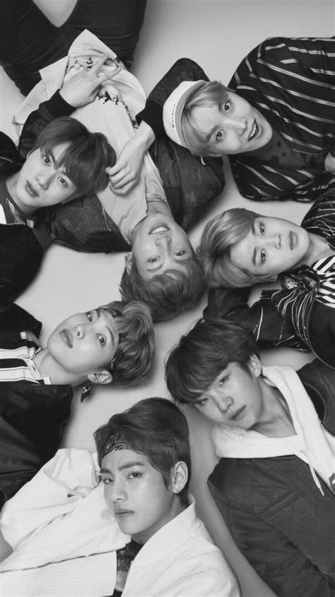 Wallpaper HQ Collections: Koleksi Bts Wallpaper Black And White