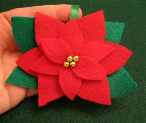 Be Different...Act Normal: Christmas Poinsettias [Christmas Crafts]