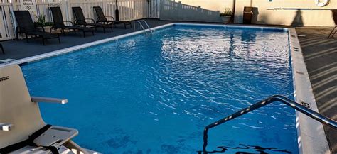 Holiday Inn Express Southington, an IHG Hotel Pool Pictures & Reviews - Tripadvisor