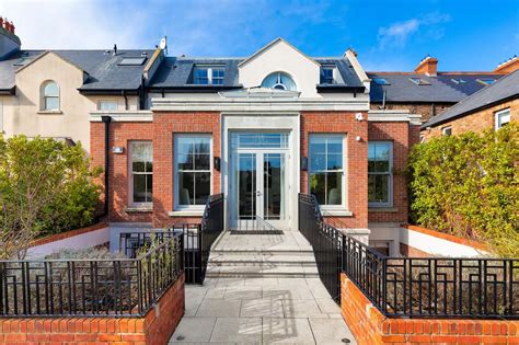 This coastal Dublin townhouse has some amazing features you won't even ...