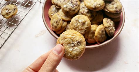 Mini Chocolate Chip Cookies Recipe - PureWow