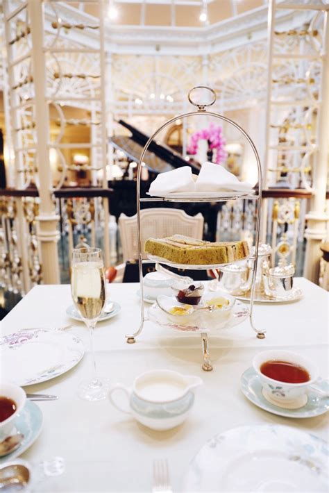 Afternoon tea at The Savoy in London - A Fashionista's GuideA Fashionista's Guide