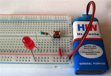 Push Button LED Circuit - Learn How Push Button works in Circuit