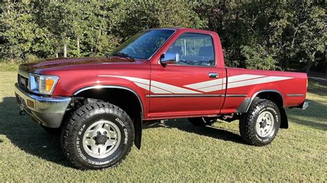 1989 Toyota SR5 Pickup - CLASSIC.COM