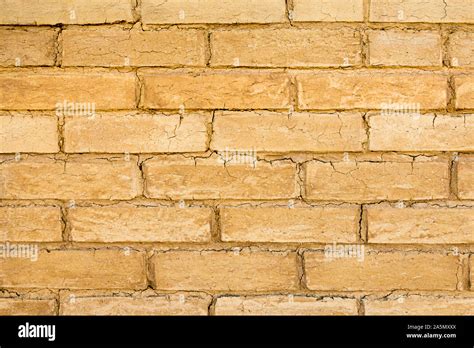 Adobe mud brick house hi-res stock photography and images - Alamy