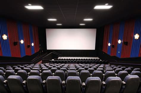 Seattle movie theaters set to open Friday — here's what will be different