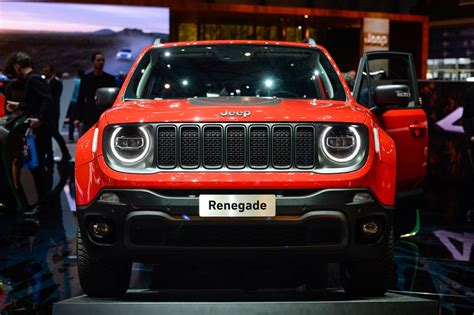 Jeep Renegade Hybrid: First Look - Autotrader