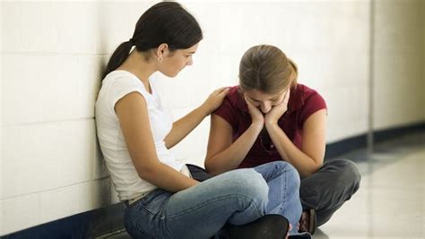 5 ways to help friends in need | Guideposts