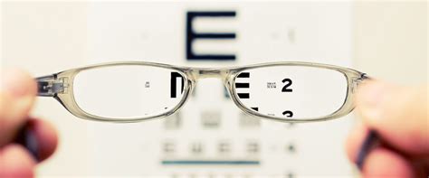 Top tips on how to choose the right varifocal glasses - Glasses Direct Blog