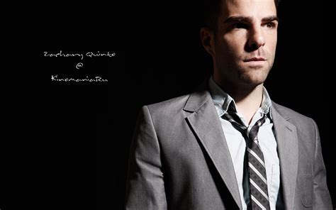 Zachary Quinto - Star Trek Cast Wallpaper (15543370) - Fanpop