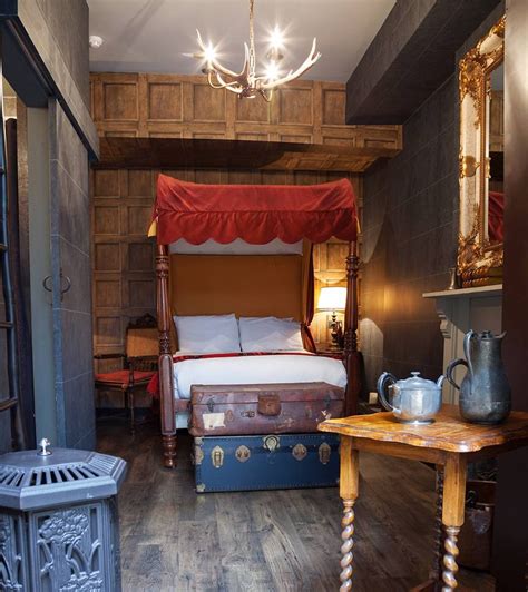 Harry Potter Fans Can Now Stay In Hogwarts-Themed Hotel Rooms In London