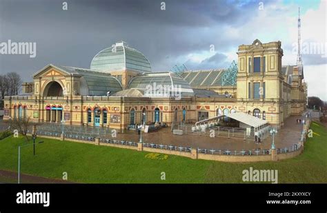 Alexandra palace park Stock Videos & Footage - HD and 4K Video Clips ...