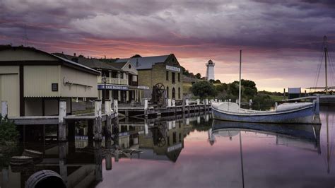 Visitor records broken in bumper weekend for Flagstaff Hill | Warrnambool City Council