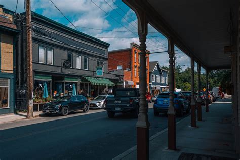 Getaway Guide to Narrowsburg NY - Bobo and ChiChi