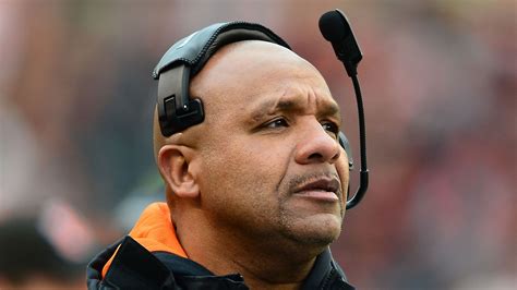 Bengals Bites: Hue Jackson Takes Blame for offense - Cincy Jungle