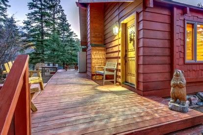 Cabins with Fireplaces | Glamping Hub