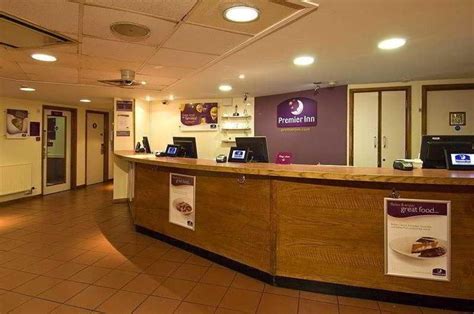 Premier Inn London Gatwick Airport - A23 Airport Way | London 2020 UPDATED DEALS £36, HD Photos ...