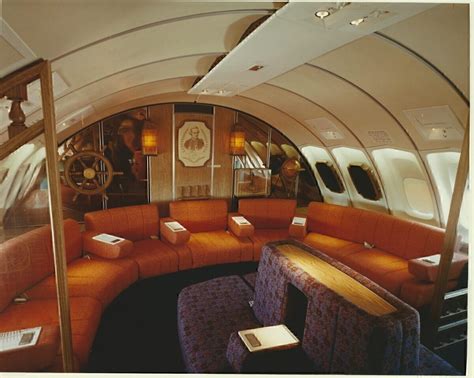 What Happened To The Boeing 747's Below Deck Tiger Lounge? - Simple Flying