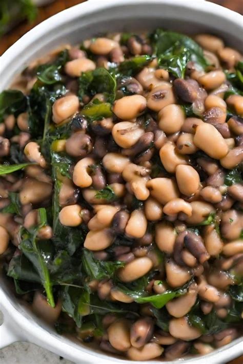 Smoky Black Eyed Peas and Collard Greens - Vegan Focus