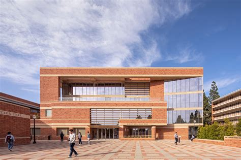 Marion Anderson Hall, UCLA Anderson School of Management | Architect ...