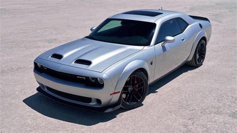 Meet the 2019 Dodge Challenger SRT Hellcat Redeye Widebody... | CAR ...