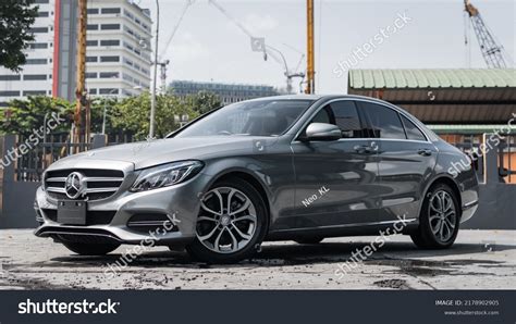 247 Mercedes Benz C200 Black Images, Stock Photos, 3D objects, & Vectors | Shutterstock