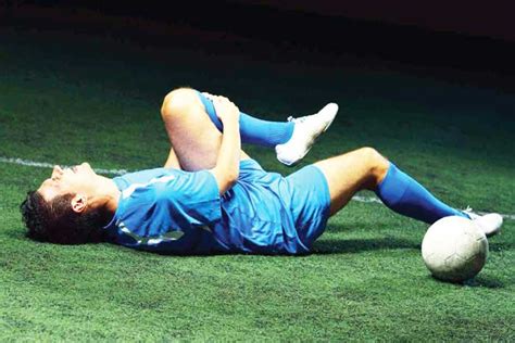 Common Soccer Injuries - Dr. Aashish Chaudhry Aakash Healthcare Super Speciality Hospital