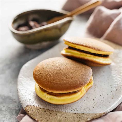 Dorayaki どら焼き | Chopstick Chronicles