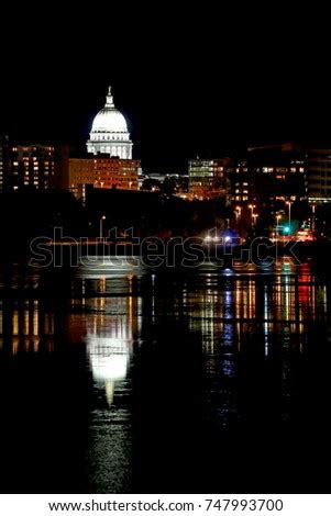 Madison Wisconsin Skyline Stock Images, Royalty-Free Images & Vectors ...