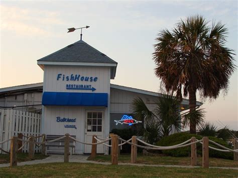 Fishhouse restaurant in Oak Island, NC | Oak island, Vacation time ...