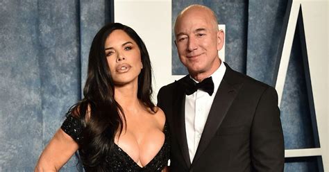 Billionaire Jeff Bezos and Girlfriend Lauren Sanchez Engaged