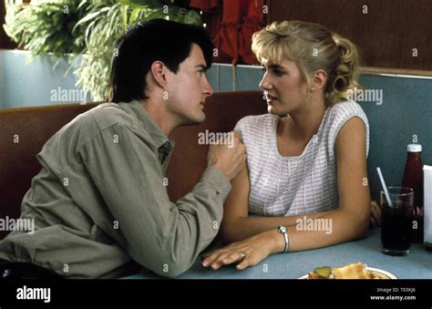 Kyle maclachlan blue velvet hi-res stock photography and images - Alamy