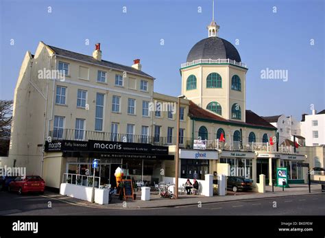 Old worthing cinema hi-res stock photography and images - Alamy