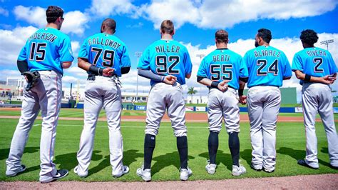 Ranking all 30 MLB uniforms for 2019 | Yardbarker