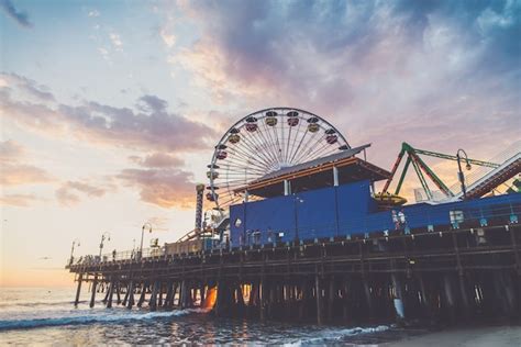 Free Photo | Santa monica sunset