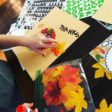 Easy Thanksgiving Cards for Kids to Make - Glitter On A Dime