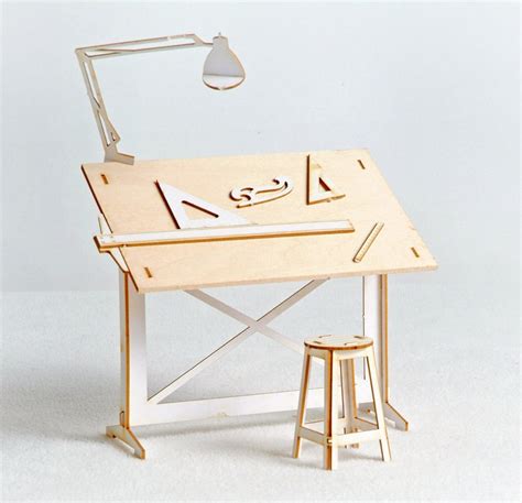 Artists and Designers, Make a Tiny Wooden Drafting Board for Your Desktop